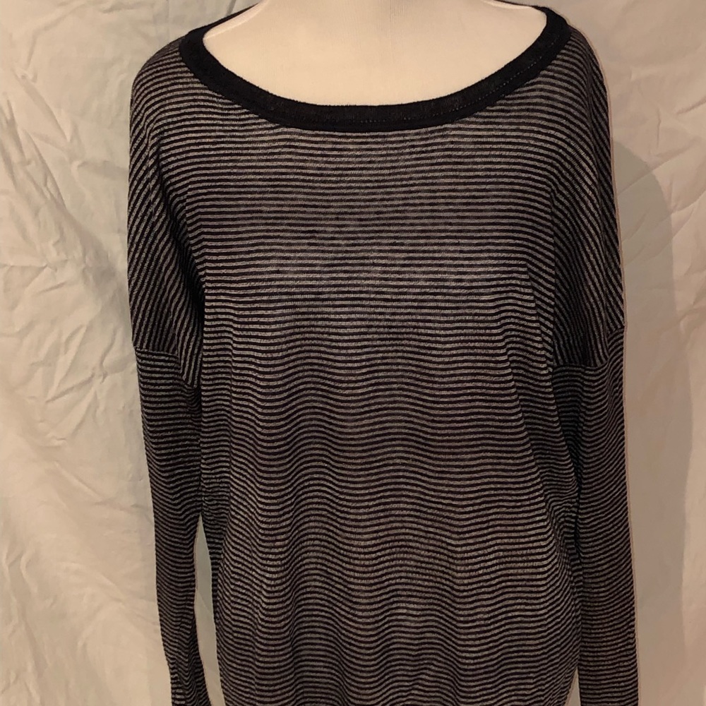 Vince Camuto Black and White Sweater NEW